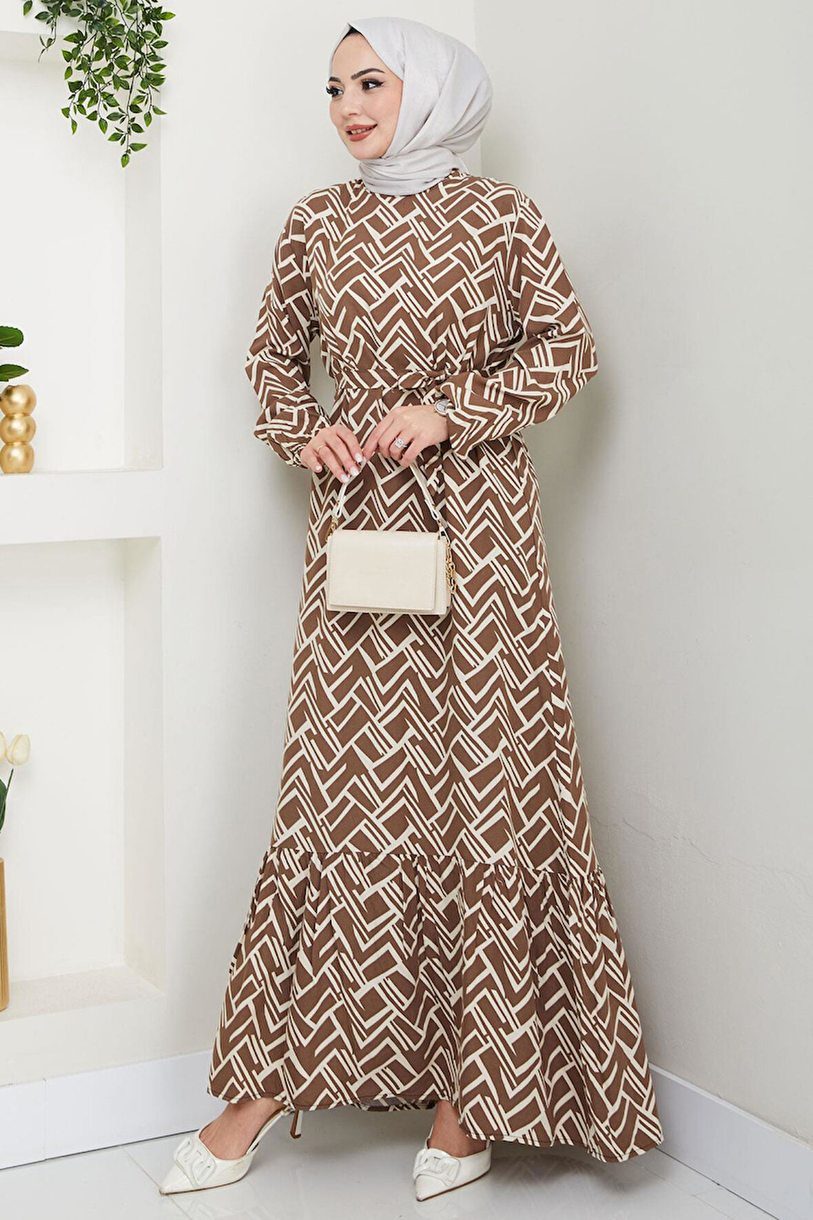 Sevim Desenli Yazlık Viskon Elbise Vizon HM2677