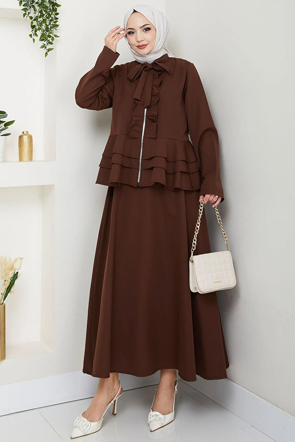 Fırfırlı Etekli Takım Kahverengi HM2722