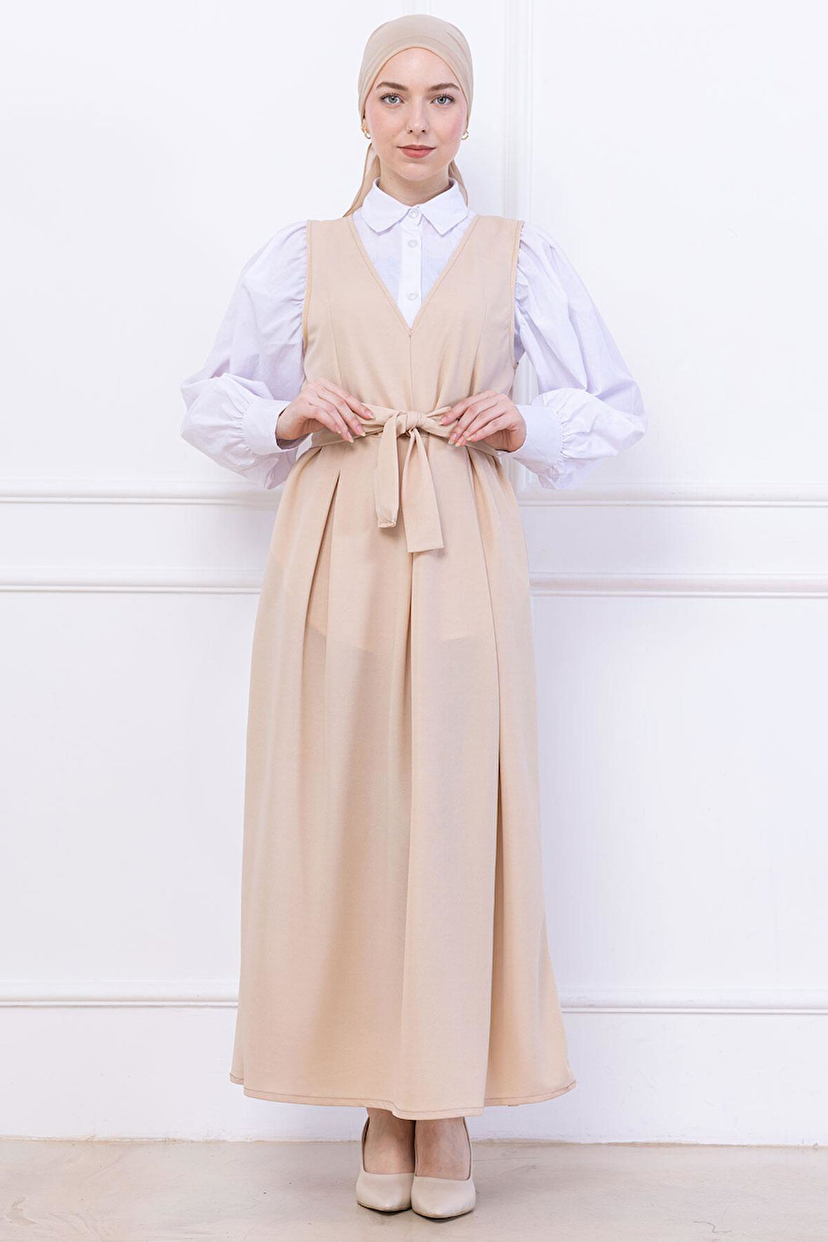 Kuşaklı Pileli Örme Jile Elbise Bej HM2736