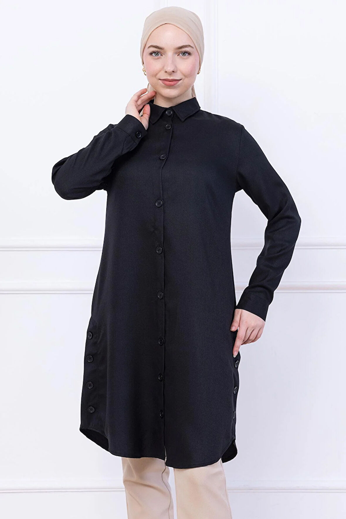 Düğme Detaylı Tunik Siyah HM2737