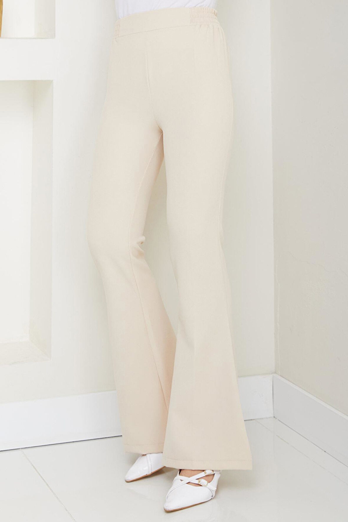 Beli Lastikli İspanyol Paça Kumaş Pantolon Bej HM2781