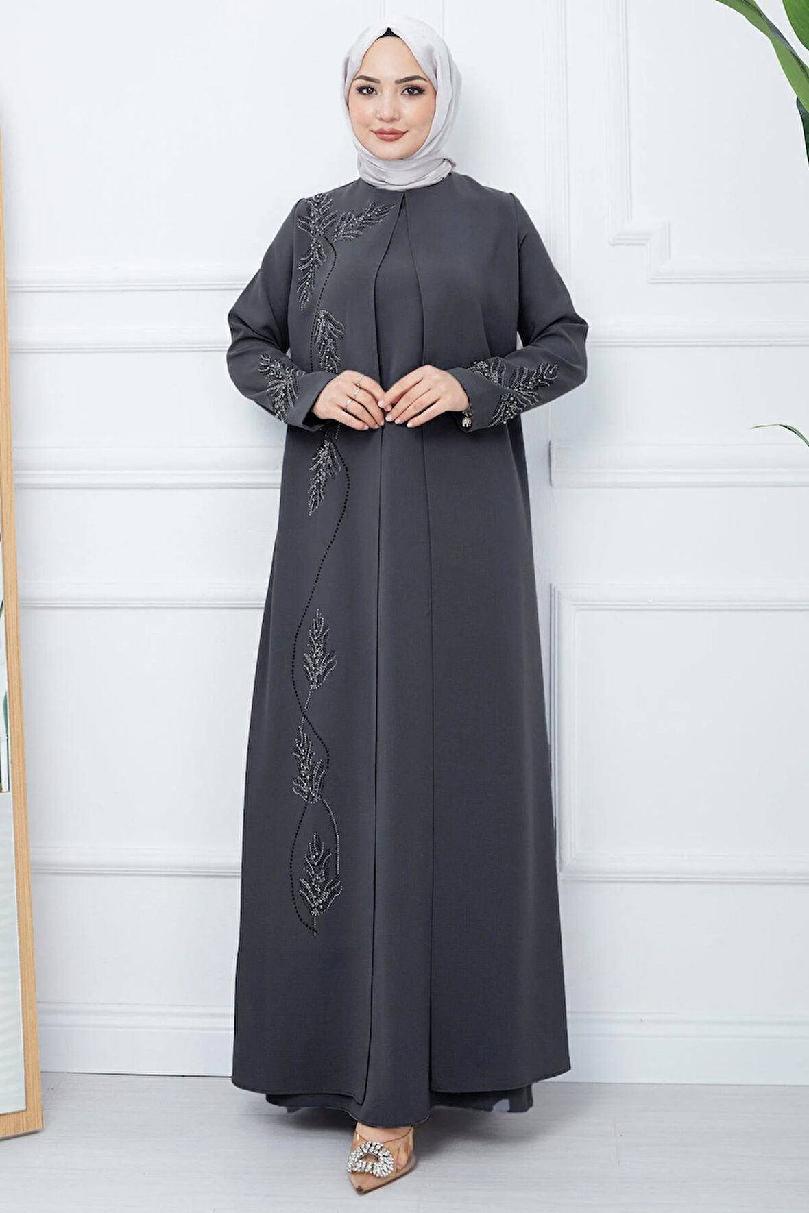 Büyük Beden Yaprak Taşlı Anne Elbisesi Füme HM2350