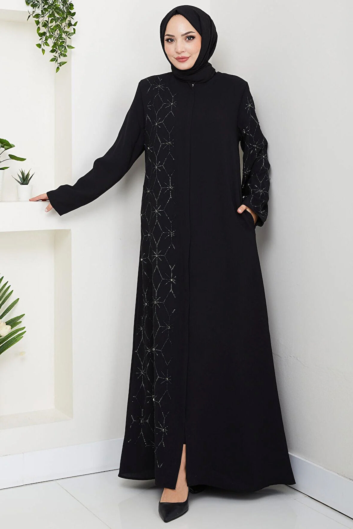 Gizli Patlı Yarım Taşlı Ferace Siyah HM2860