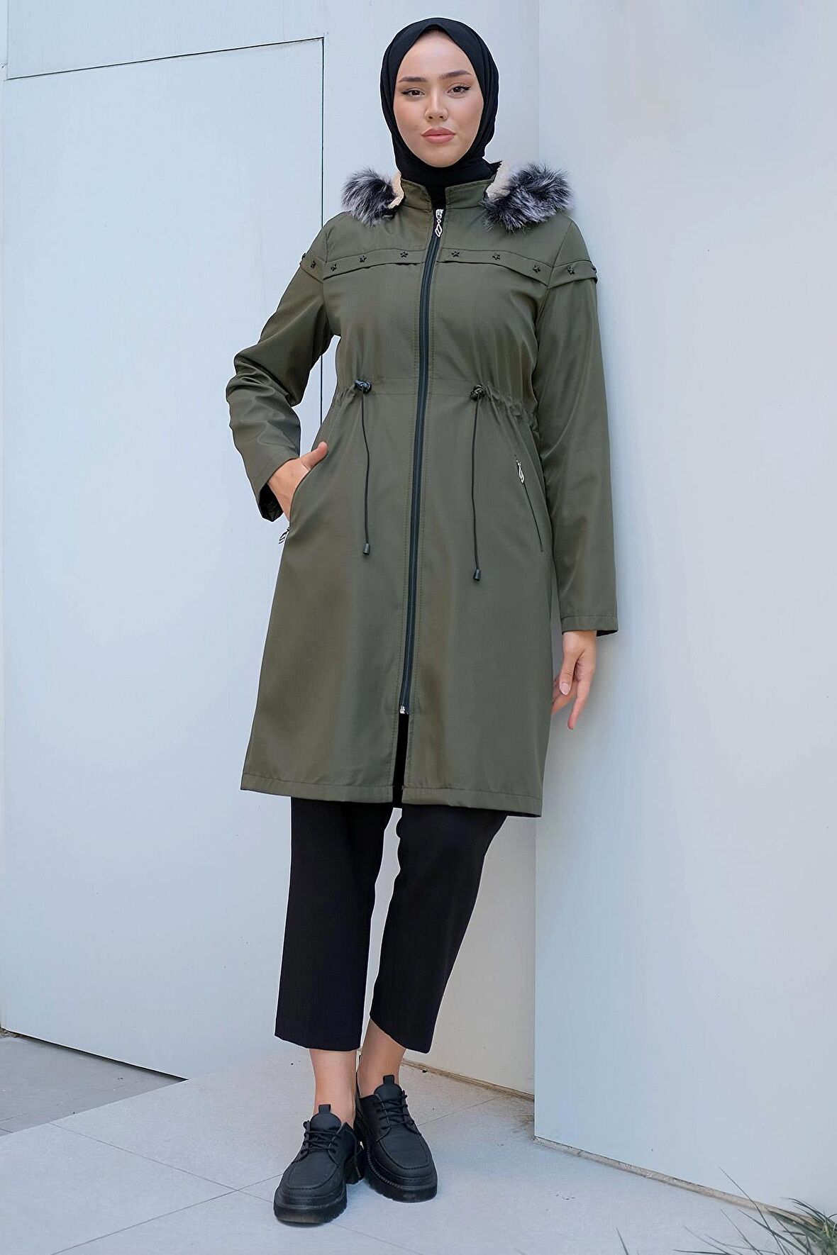 Yıldızlı İçi Kürklü Mont Haki HM2288