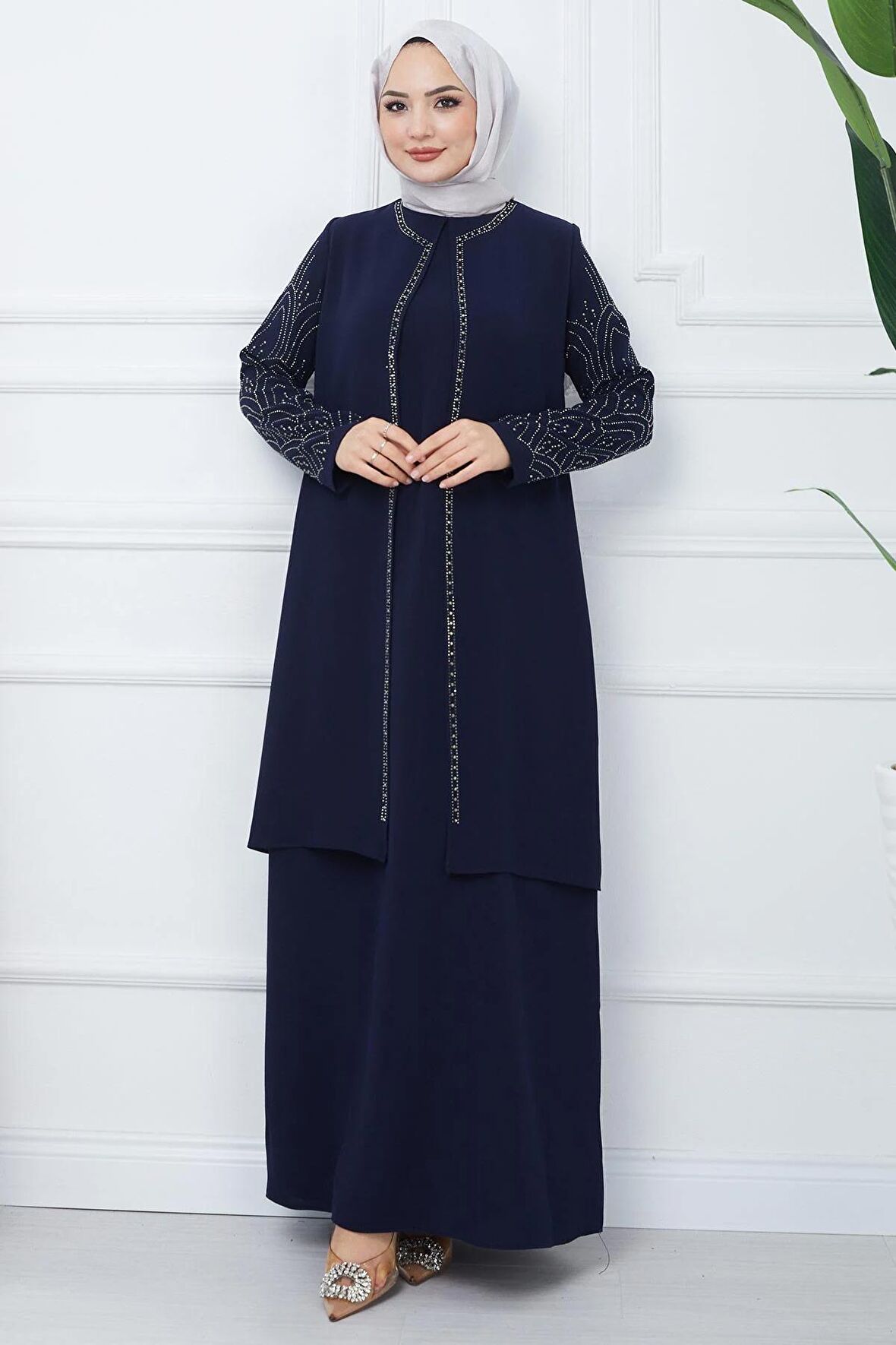 Kolları Taşlı Büyük Beden Anne Elbisesi Lacivert HM2349