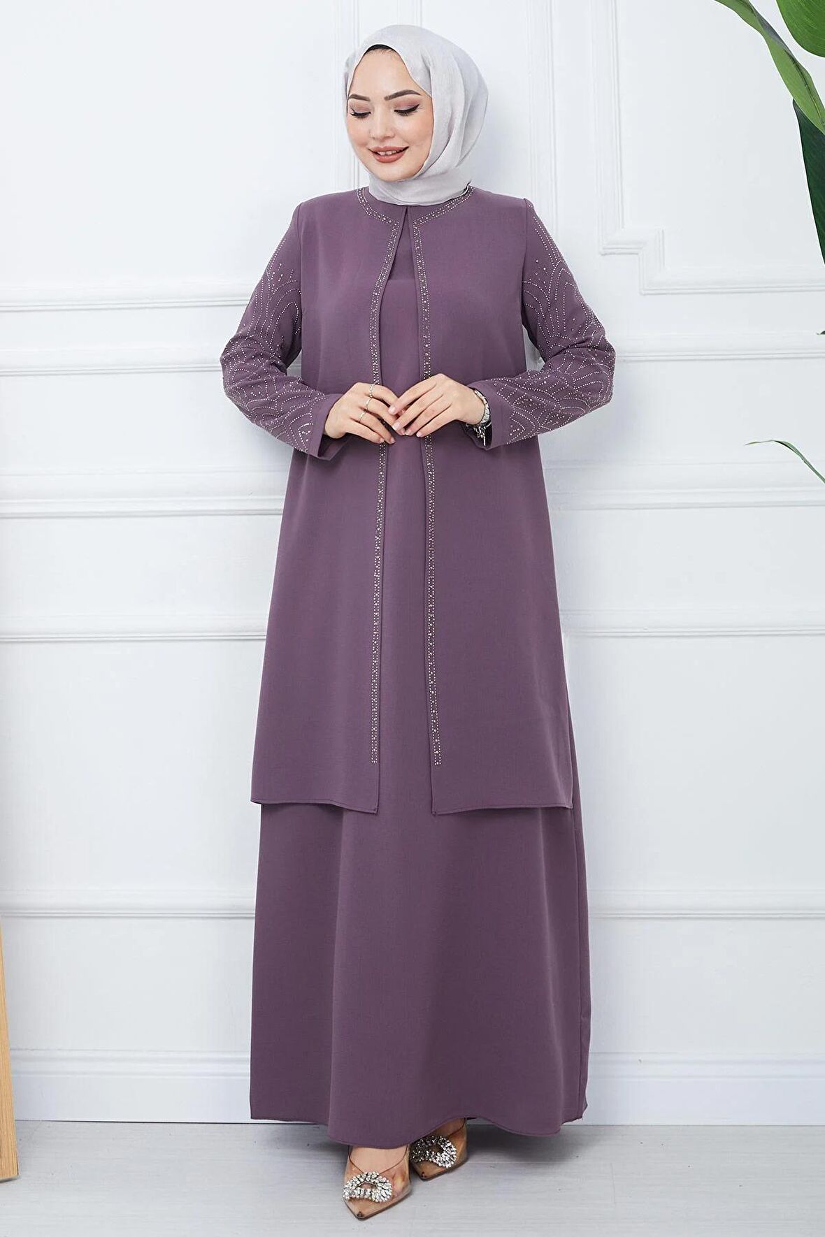 Kolları Taşlı Büyük Beden Anne Elbisesi Mürdüm HM2349