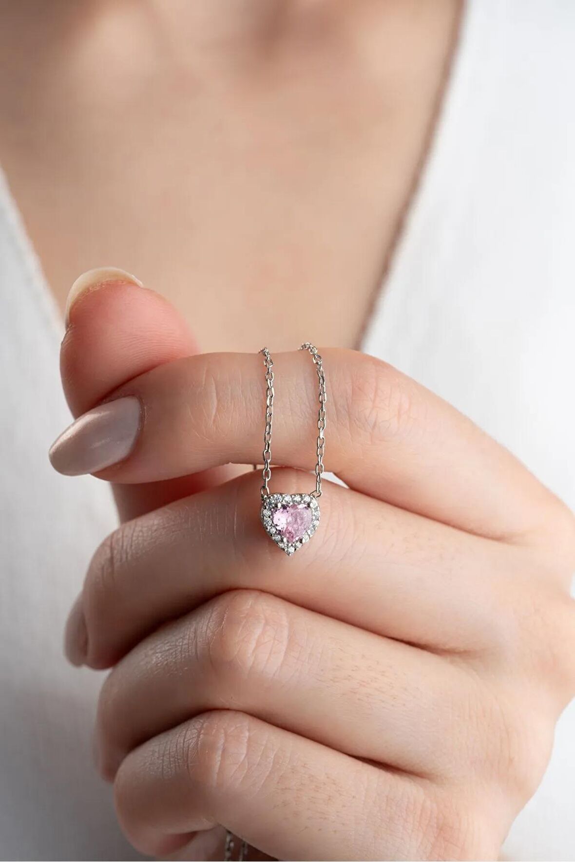 925 Ayar Gümüş Zirkon Taşlı Pembe Kalp Kolye