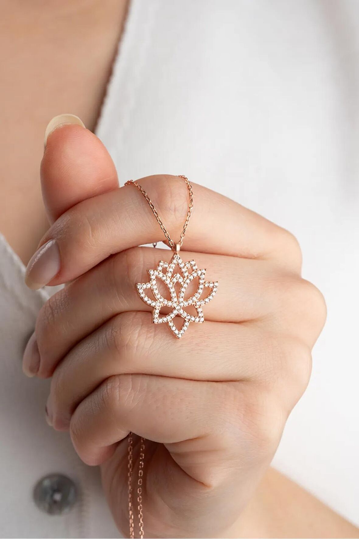 925 Ayar Gümüş Rose Lotus Çiçeği Kolye
