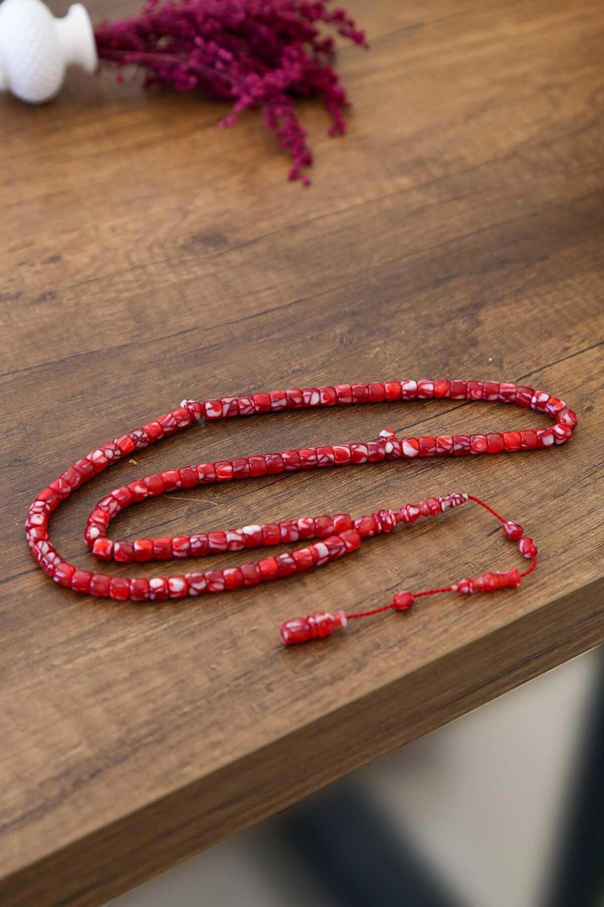 99'luk Koyu Kırmızı Tekerlek Tane Usta İşin Galalith Tesbih