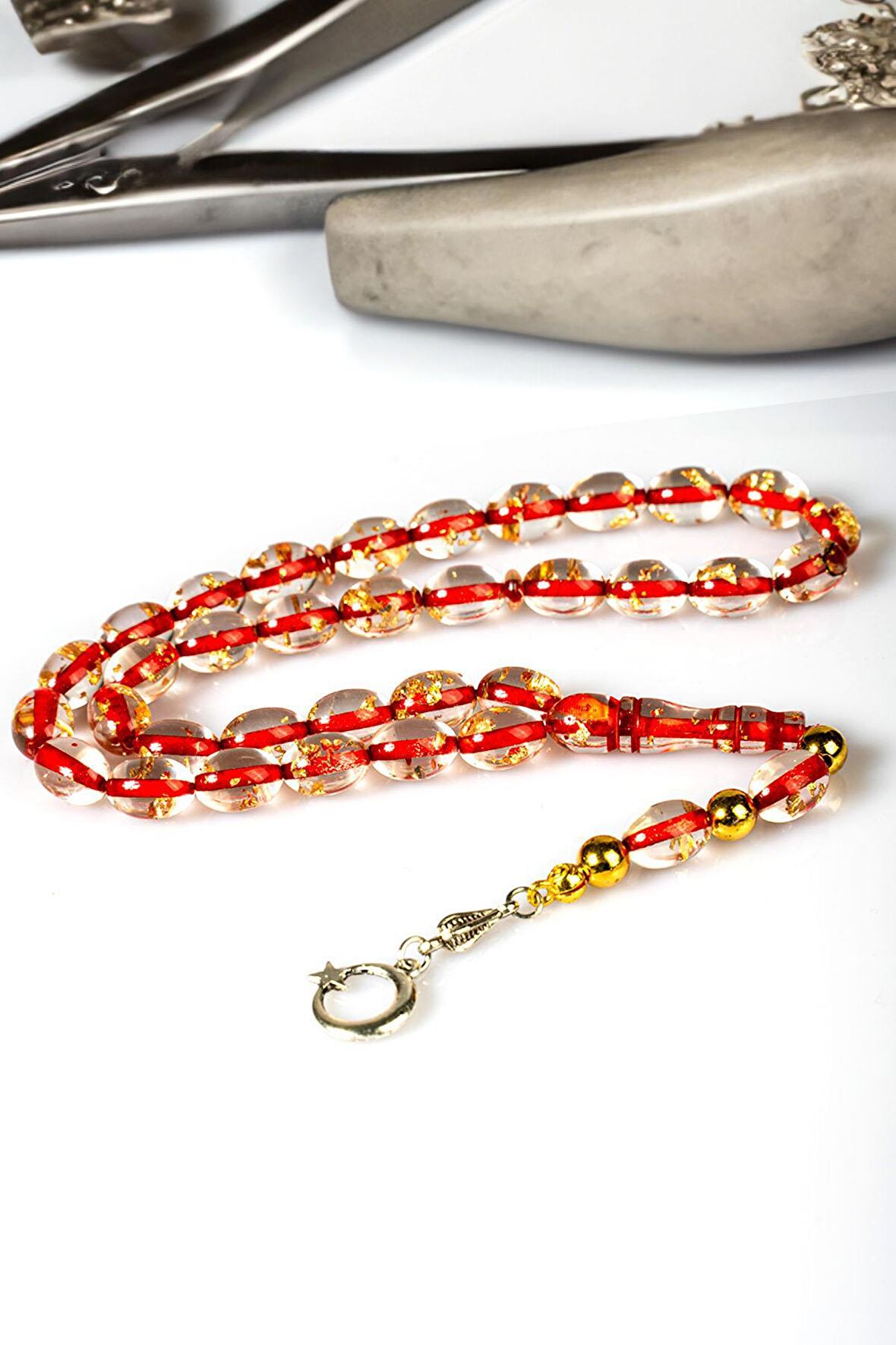 Arpa Taneli Kırmızı Renk Altın Varaklı Toz Kehribar Tesbih