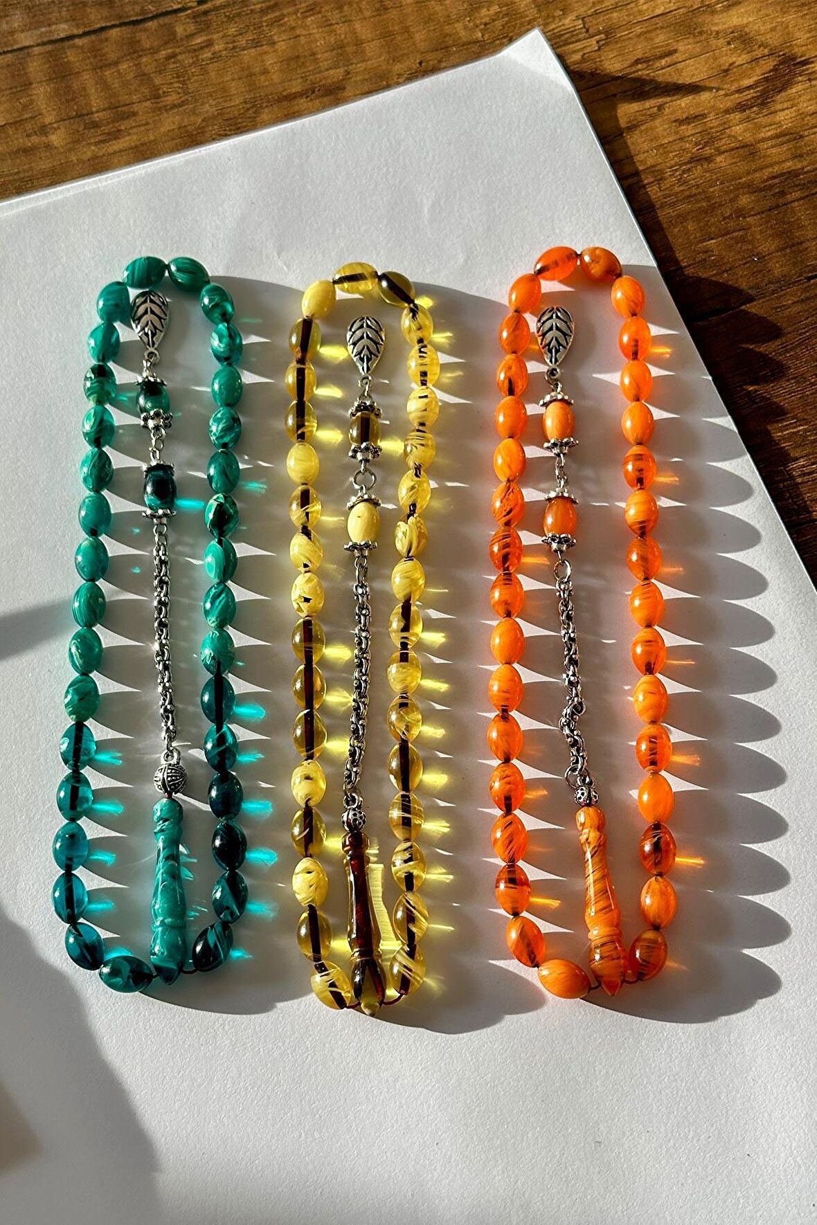 Zarif ve Şık 3'lü Full Dalgalı Sıkma Kehribar Tesbih