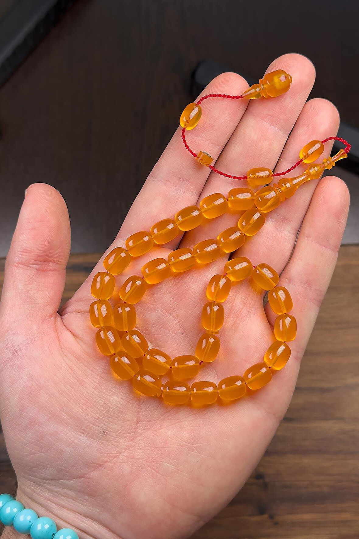 9/8 MM Usta İşçilik İpeksi Çekim Zar Kehribar Tesbih