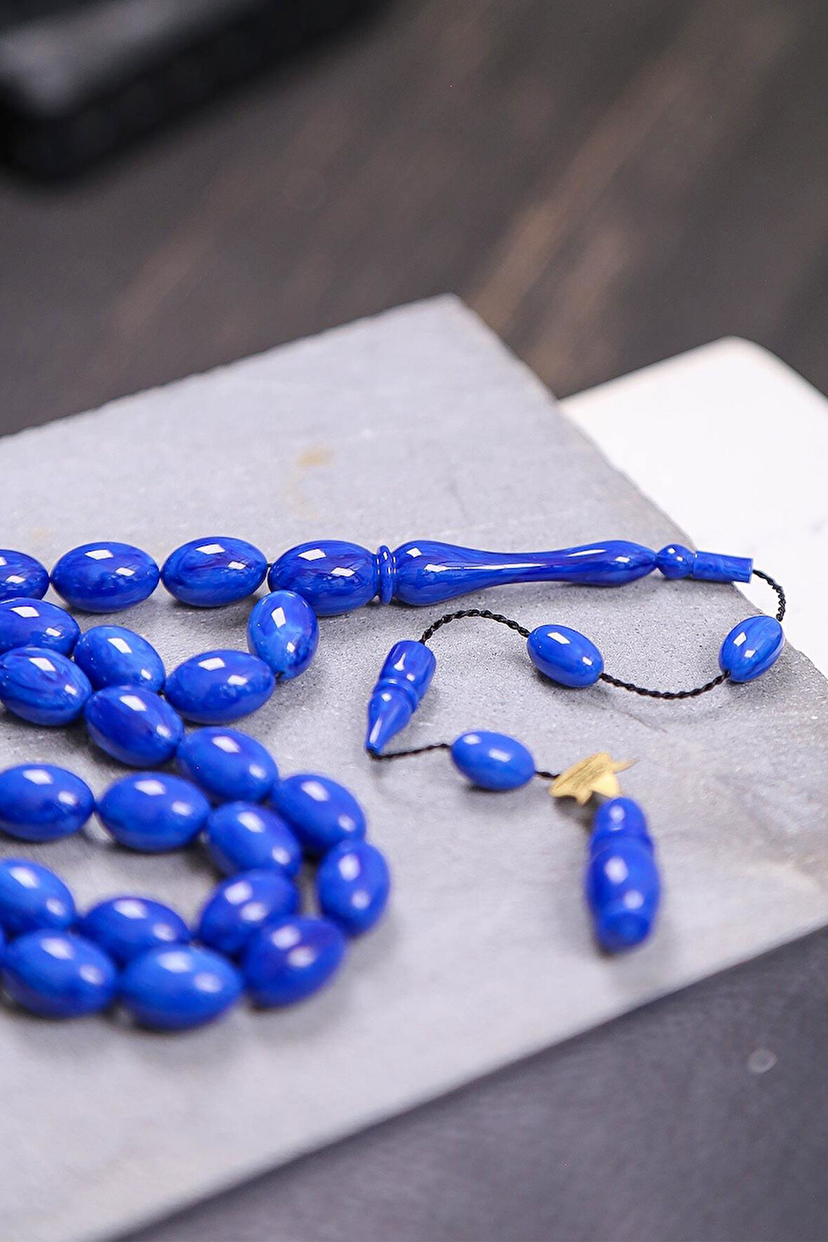 Kadifemsi Yumuşak Özel İmzalı Seri Sıkma Kehribar Tesbih