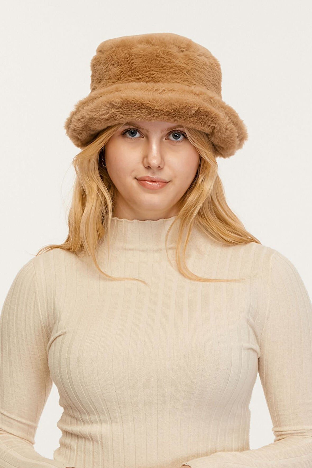 Benitto Kadın Peluş Bucket Şapka 7002