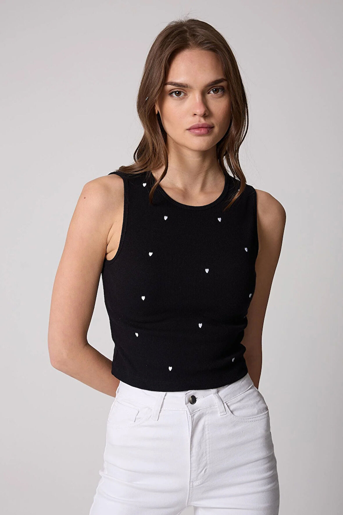 Kadın Crop Atlet Fitilli Görünümlü Kalp Nakışlı Siyah - 2506