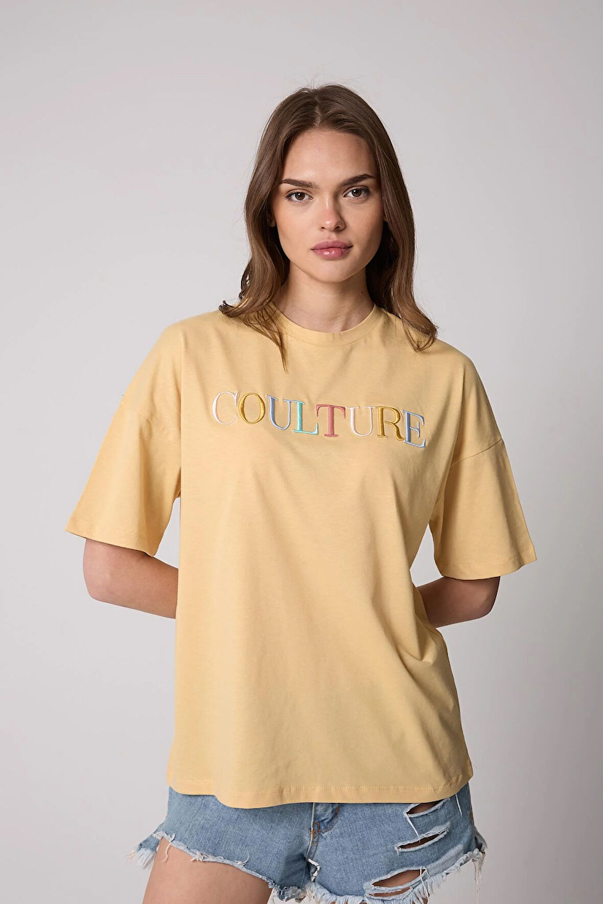 Kadın T-Shirt Sarı Culture Nakışlı Oversize Basic - 2508