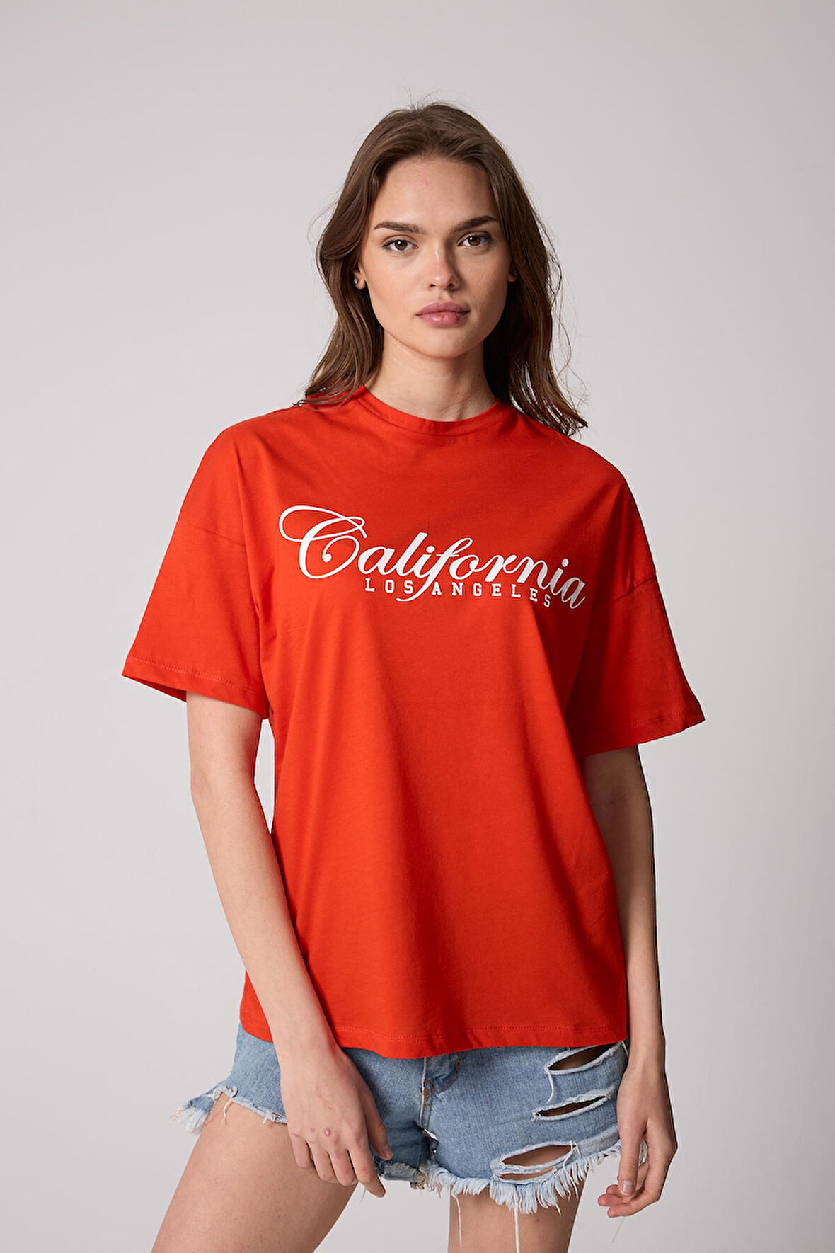 Kadın Kırmızı Oversize T-Shirt California Baskılı - 2517
