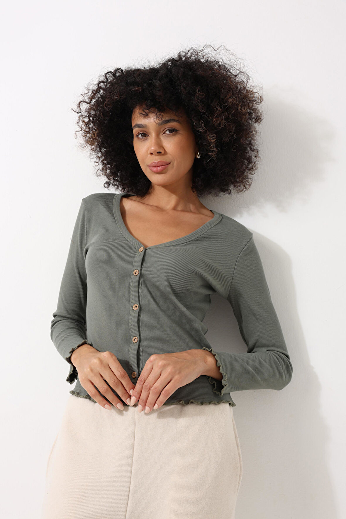 Yeşil Fitilli Görünümlü Kaşkorse V Yaka Düğmeli Uzun Kollu Kadın Bluz - 2444