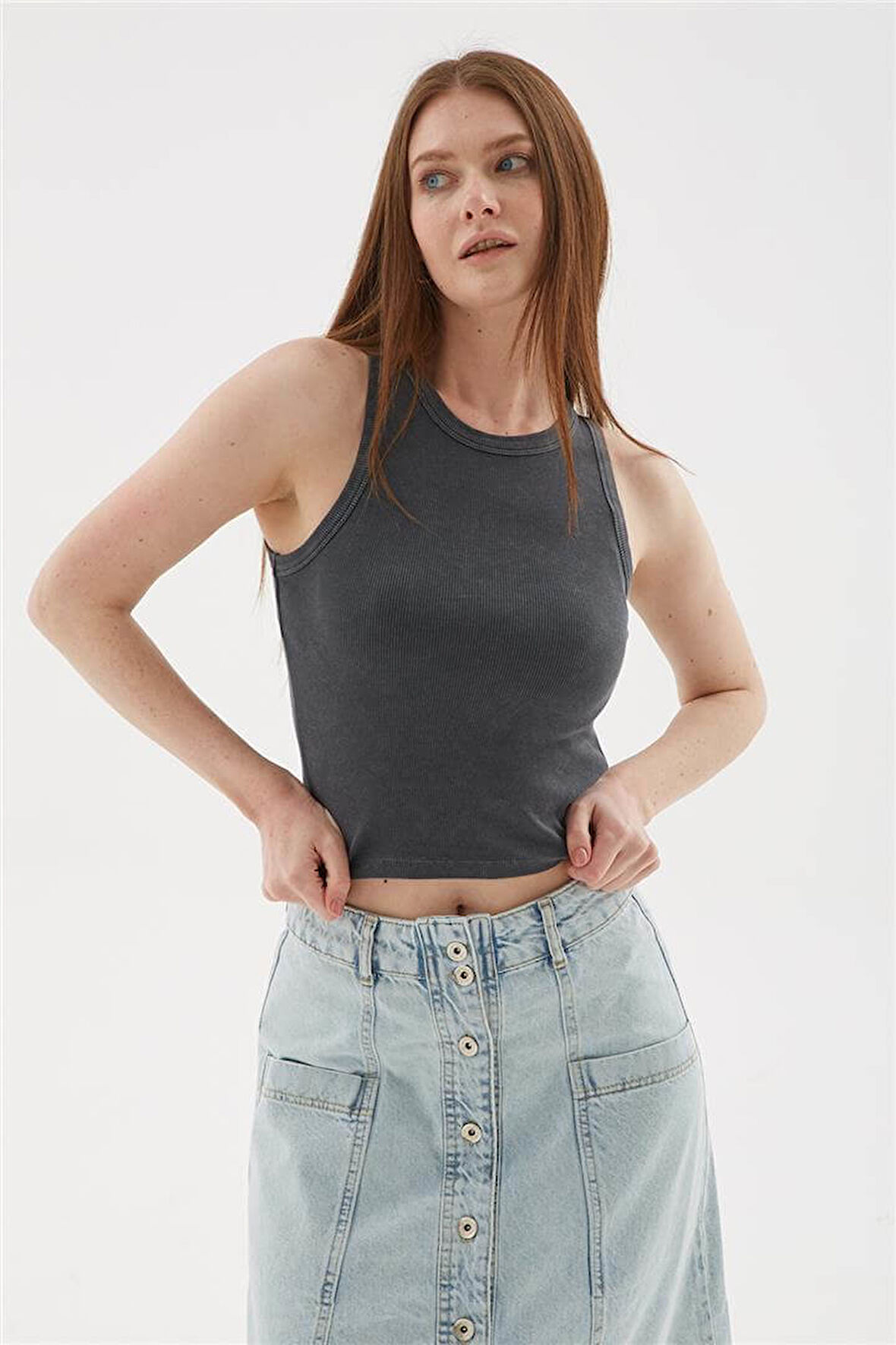 Halter Yaka Atlet Gri
