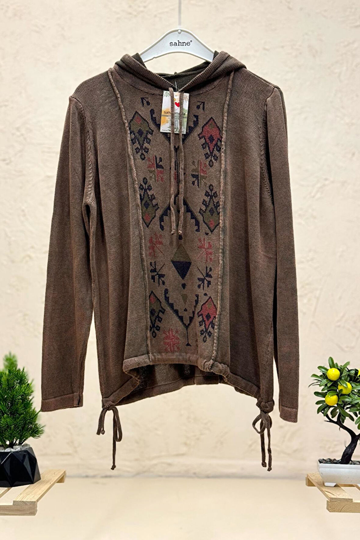 Kapşonlu Kilim Desen Yan İpli Oversize Kazak