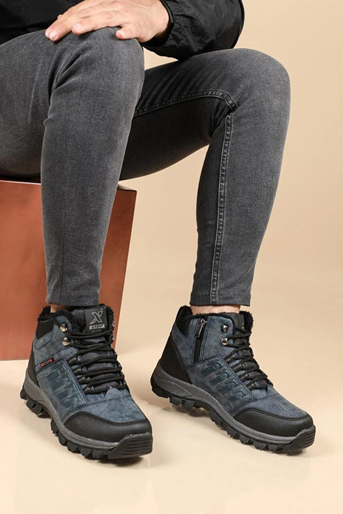 Unisex İçi Kürklü Termo Kaymaz Taban Fermuarlı Kışlık Bot