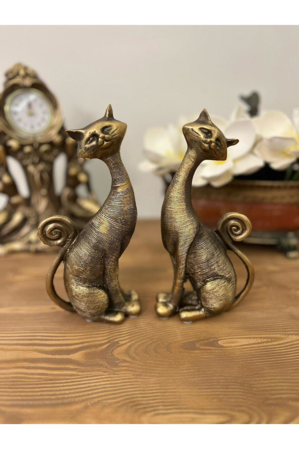 Dekoratif Hediyelik Kuyruklu Kedi Biblo