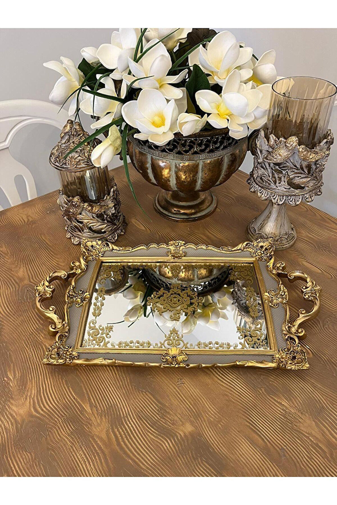 Şık Klasik Oymalı Aynalı Hediyelik Nişan Sunum Tepsisi