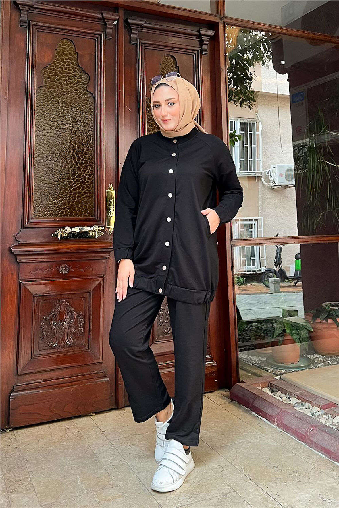 Çıtçıtlı Yandan Cepli İkili Sade Basic Eşofman Spor Takımı - 12009.003 - Siyah