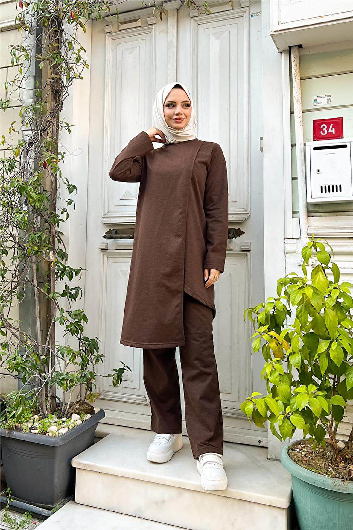 Kruvaze Bisiklet Yaka Sade Basic Tunik Panolon İkili Takım - 03076.028 - Kahverengi