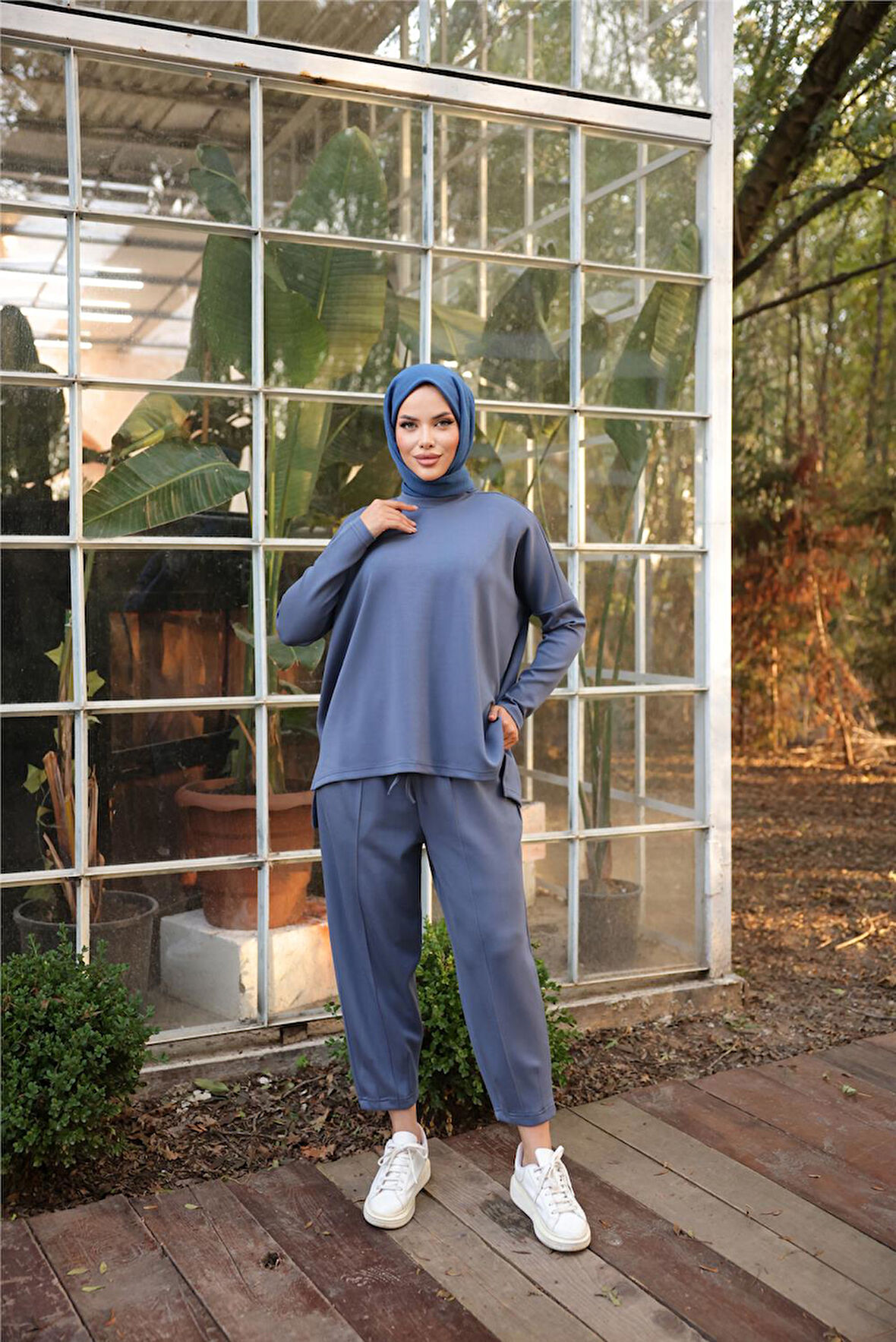 Arkası Uzun O Yaka Kısa Sweat-Pantolon İkili Eşofman Spor Takımı - 71216.006 - İndigo