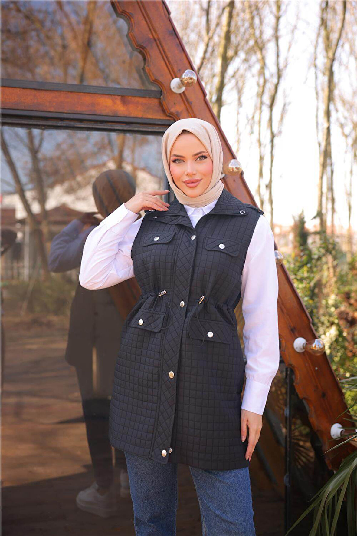 Belden Lastikli Çıtçıtlı Dört Cepli Kapitone Yelek - 71256.003 - Siyah