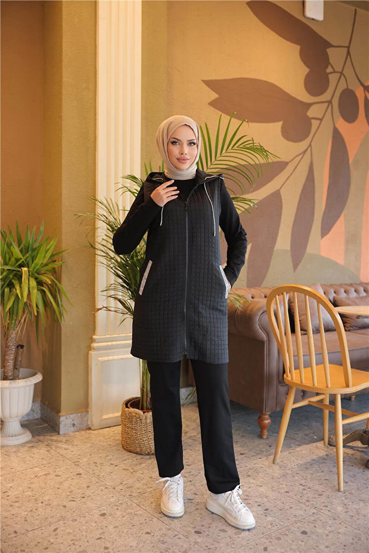 Fermuarlı Kapşonlu Cepli Kapitone Üçlü Takım - 71226.003 - Siyah