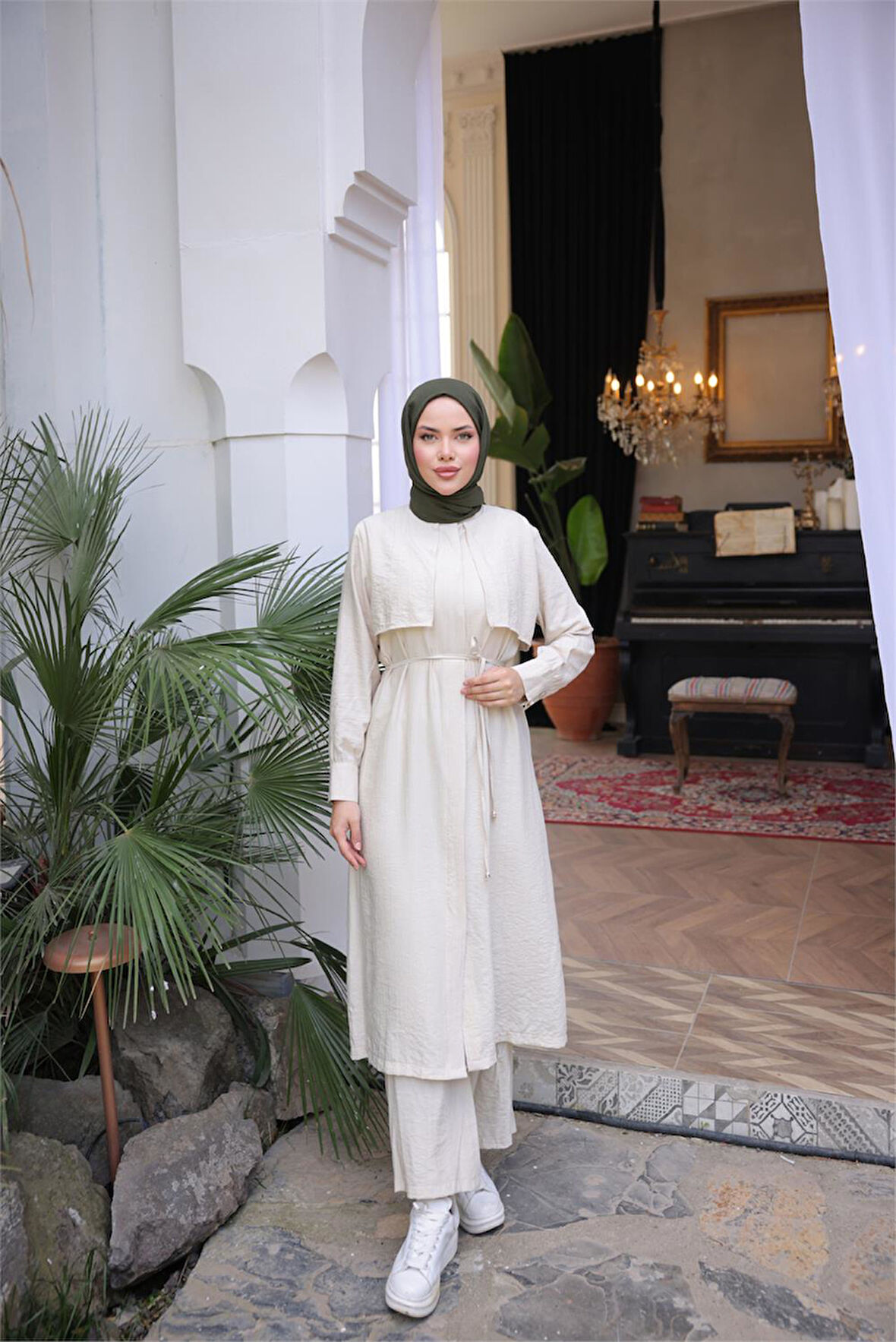 Belden Bağcıklı Kısa Yelek Detaylı Elbise  İkili Tesettür Eşofman Takımı - (38-46) - 71284 - Bej