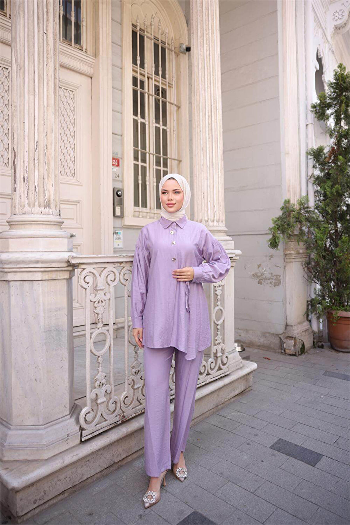 Gömlek Yaka Belden Yarı Bağcıklı Cepli Metal Düğme Detaylı İkili Tesettür Eşofman Takımı - (38-46) - 71293 - Koyu Lila
