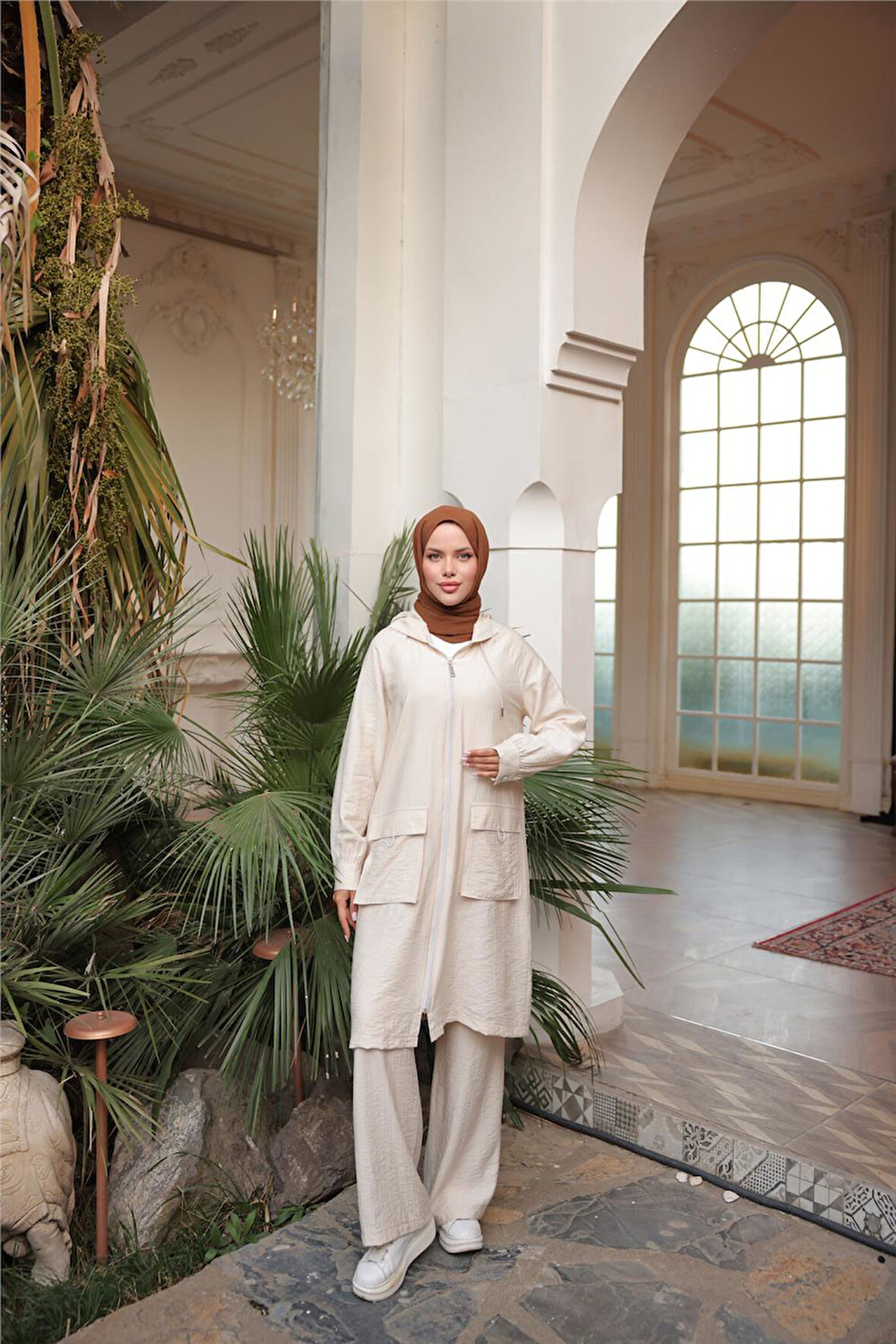 Kapşonlu Fermuarlı Çift Cepli Kap İkili Tesettür Eşofman Takımı - (38-46) - 71305 - Bej