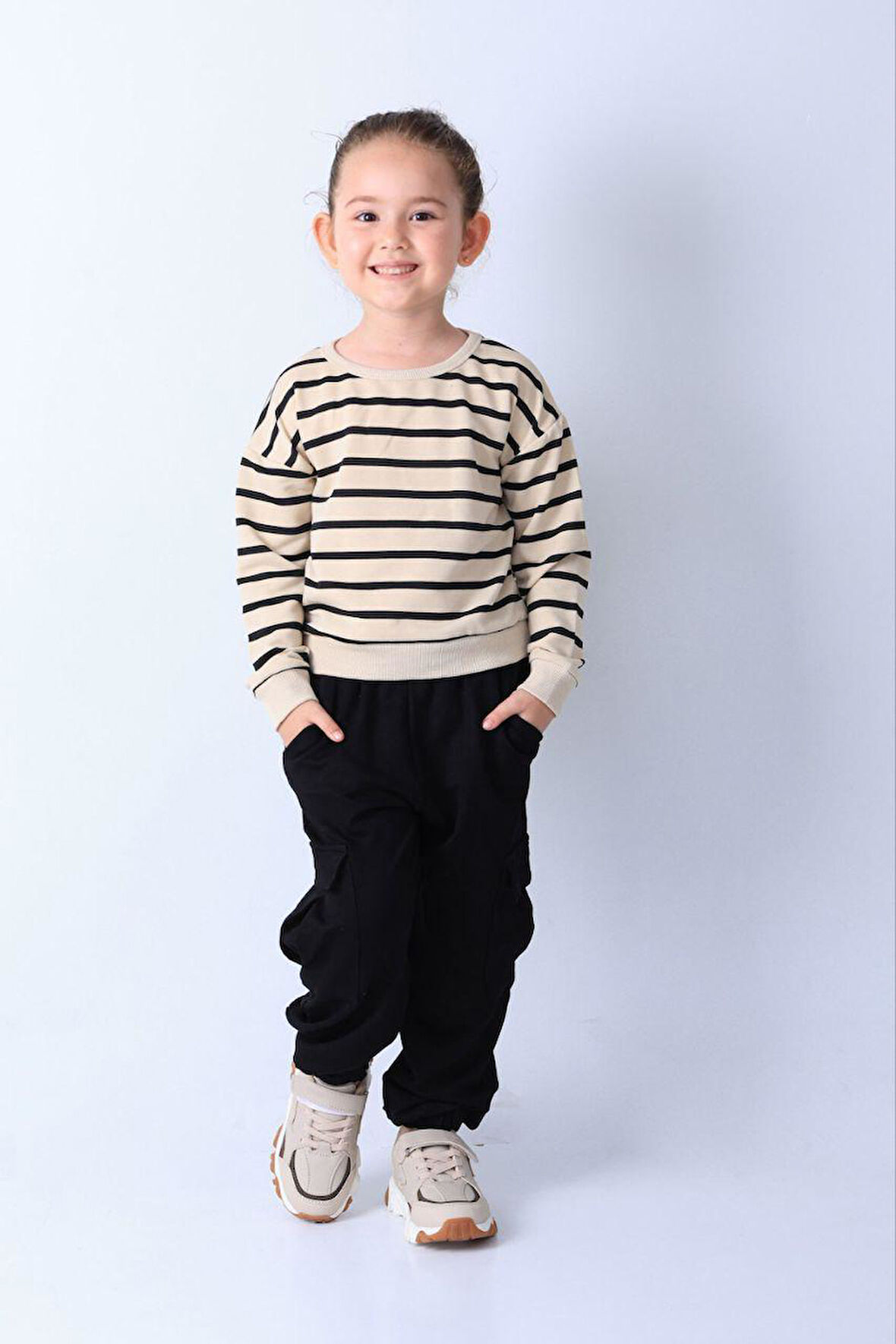 Çizgili Kargo Cepli Unisex Model Kombin 