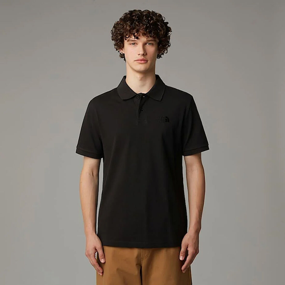 M ESSENTIAL REGULAR POLO Black