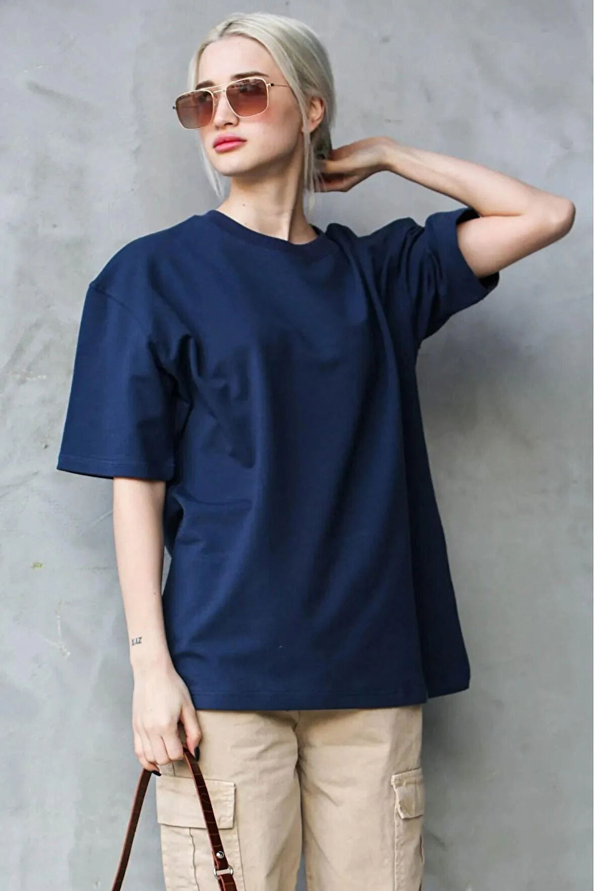 Süper Kalite Kadın %100 Pamuk Lacivert Bisiklet Yaka Oversize Boyfriend T-shirt