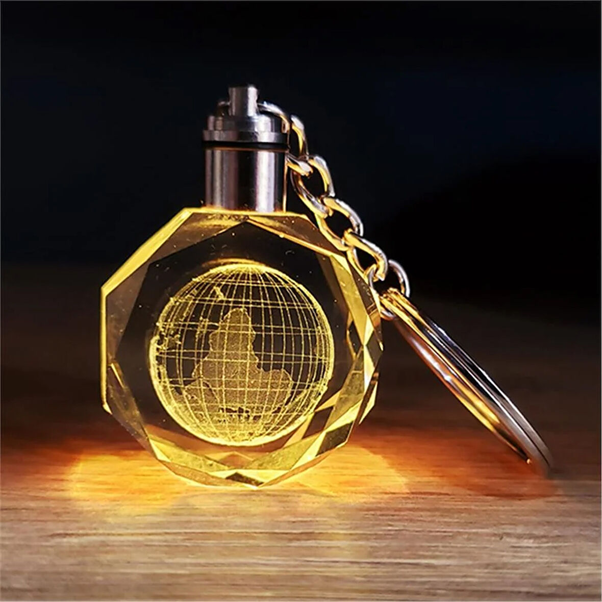 Işıklı Renk Değiştiren Dünya Tasarımlı Anahtarlık