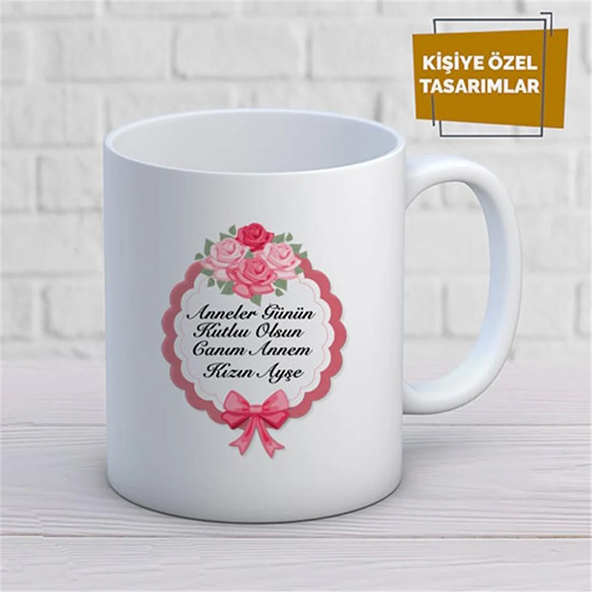 Kişiye Özel İsim Yazılabilir Anneler Günün Kutlu Olsun Kızın Kupa Bardak