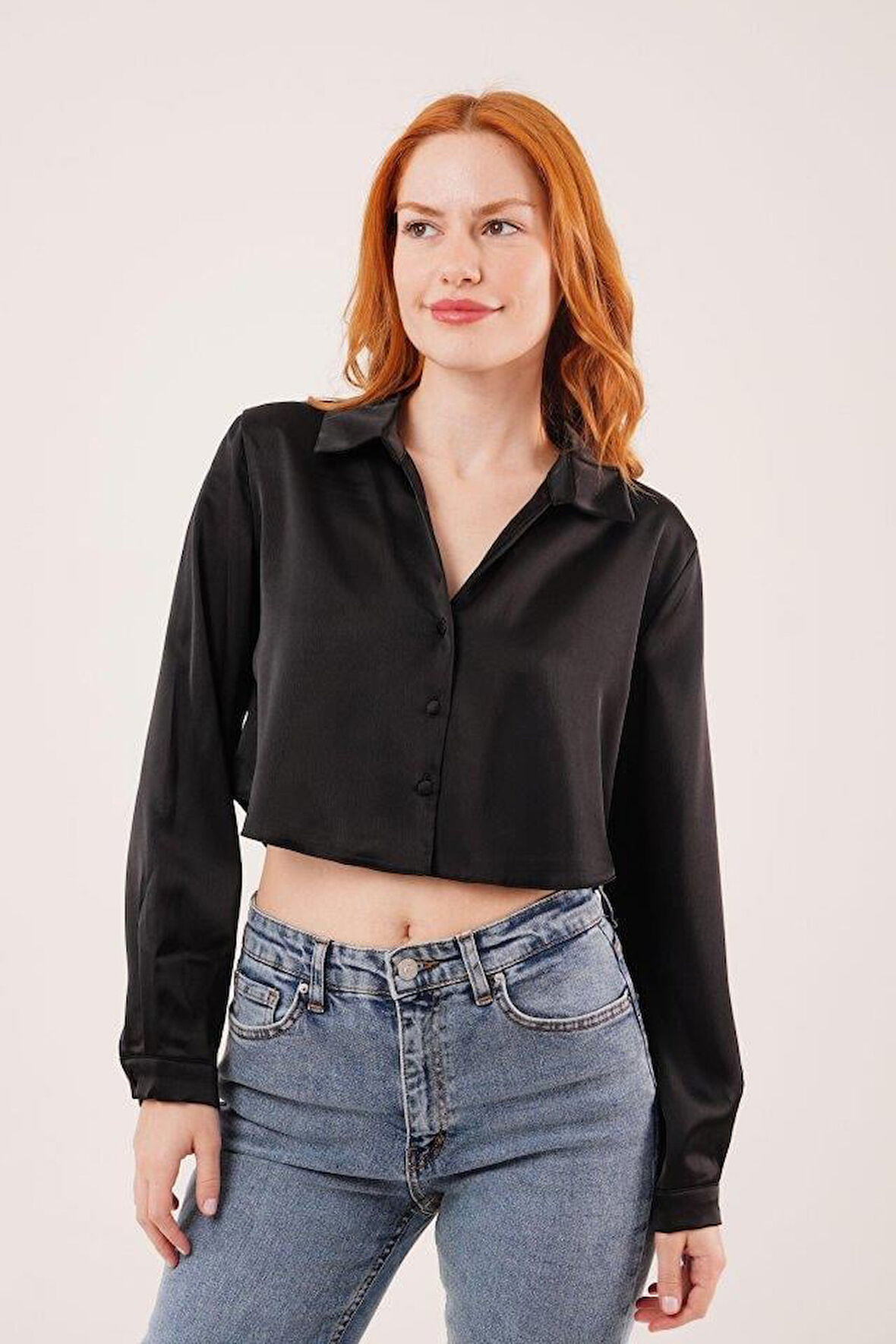 Saten Crop Model Siyah Gömlek