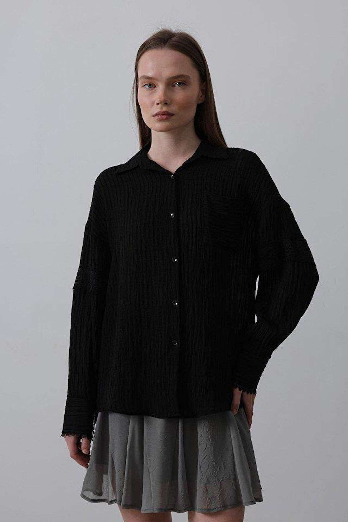 Dantel Detaylı Gömlek - Siyah