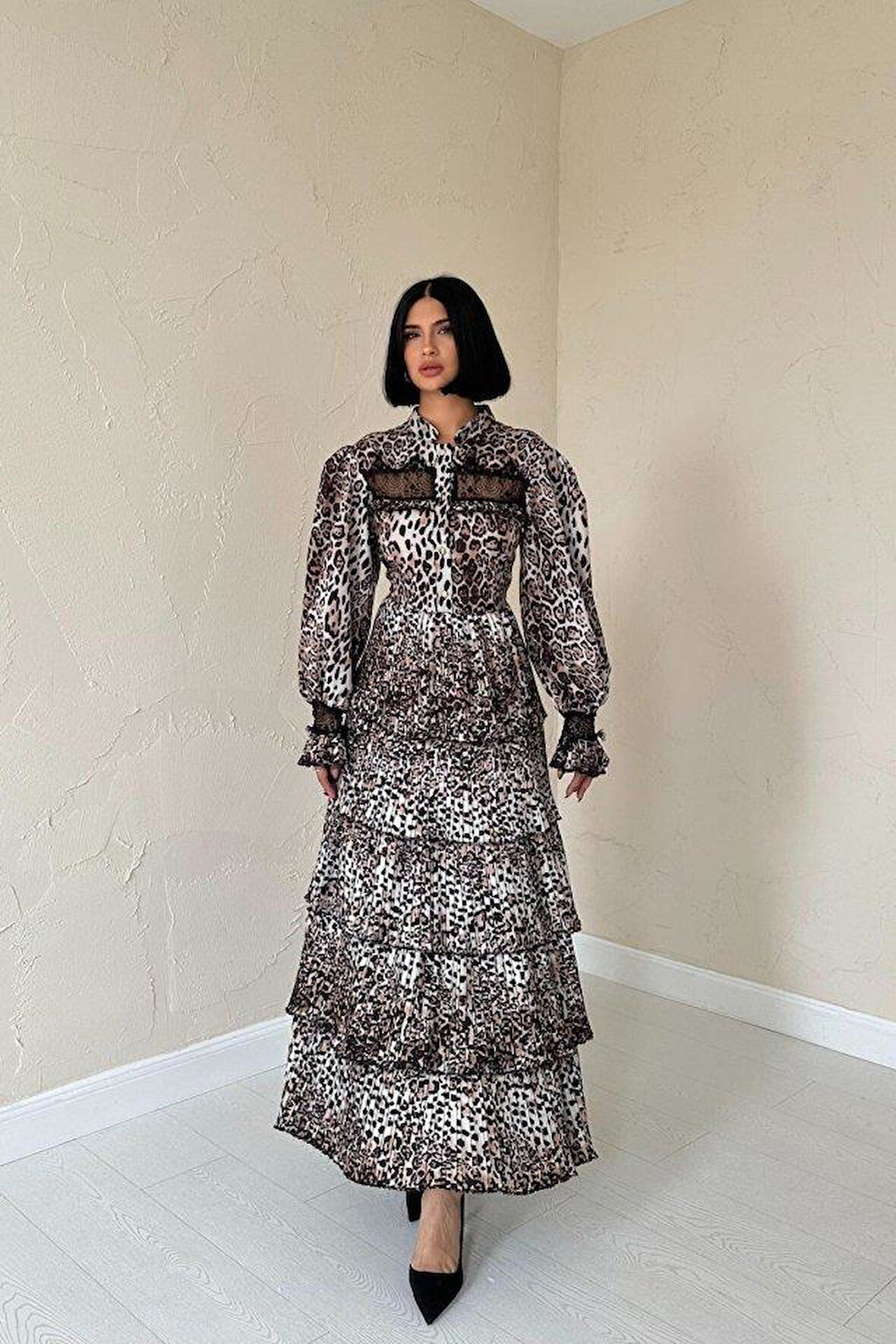 Leopar Pilise Detaylı Lastikli Elbise