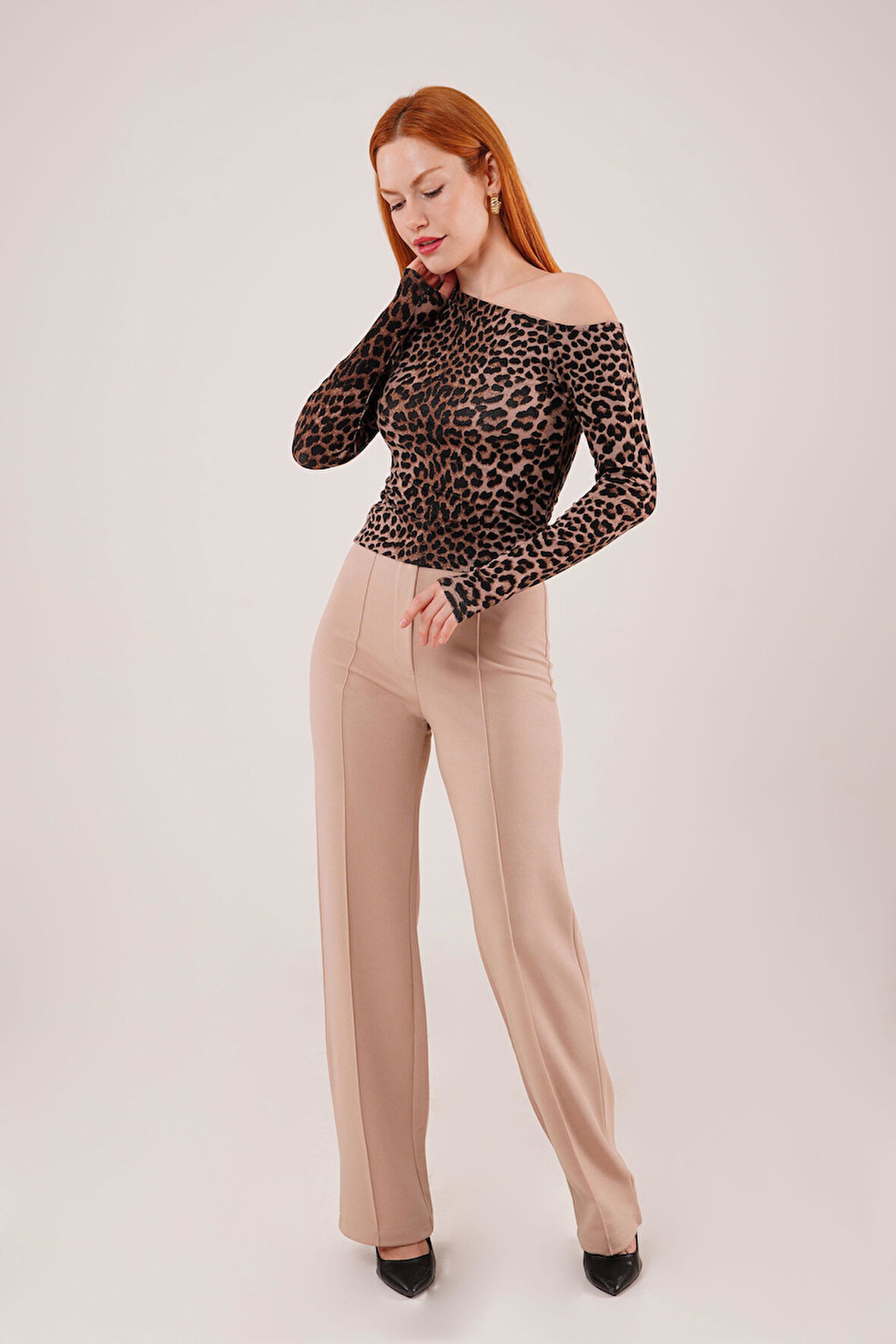 Ön Dikiş Detaylı Tek Düğme Taş Pantolon