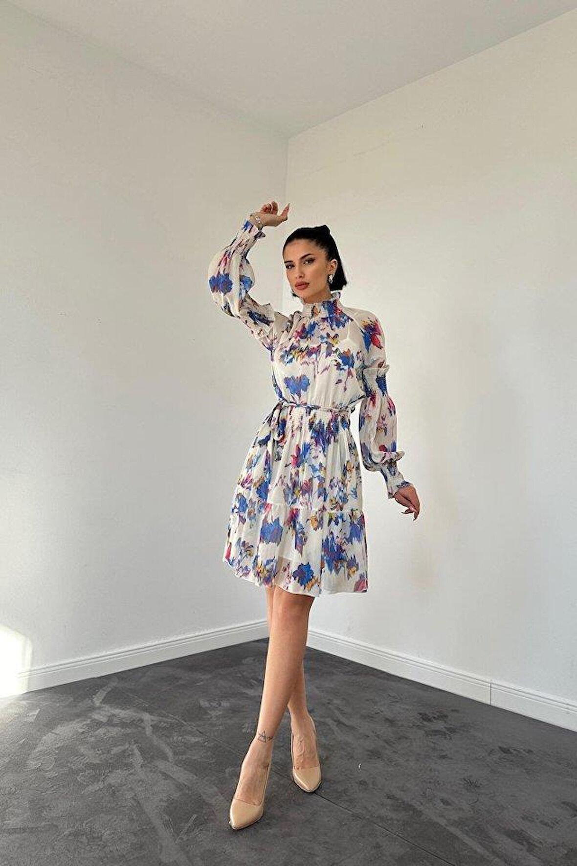 Bej Gipeli Kat Kat Mini Elbise