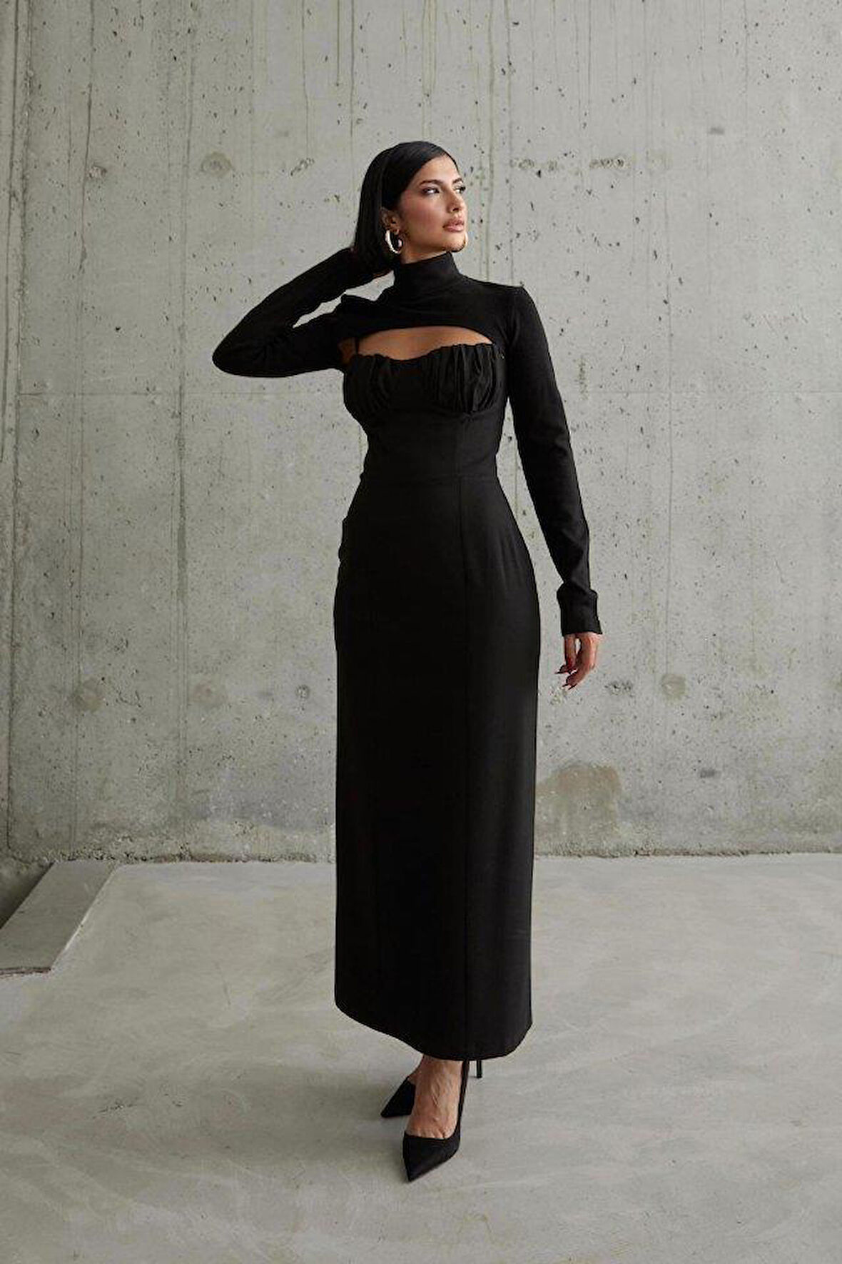 Siyah Göğüs Kuplu Elbise