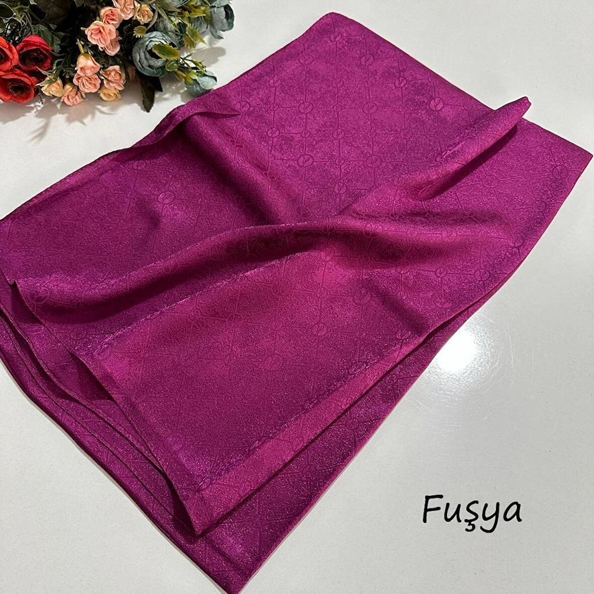 Locella Işıltı Jakar Şal JSL0311