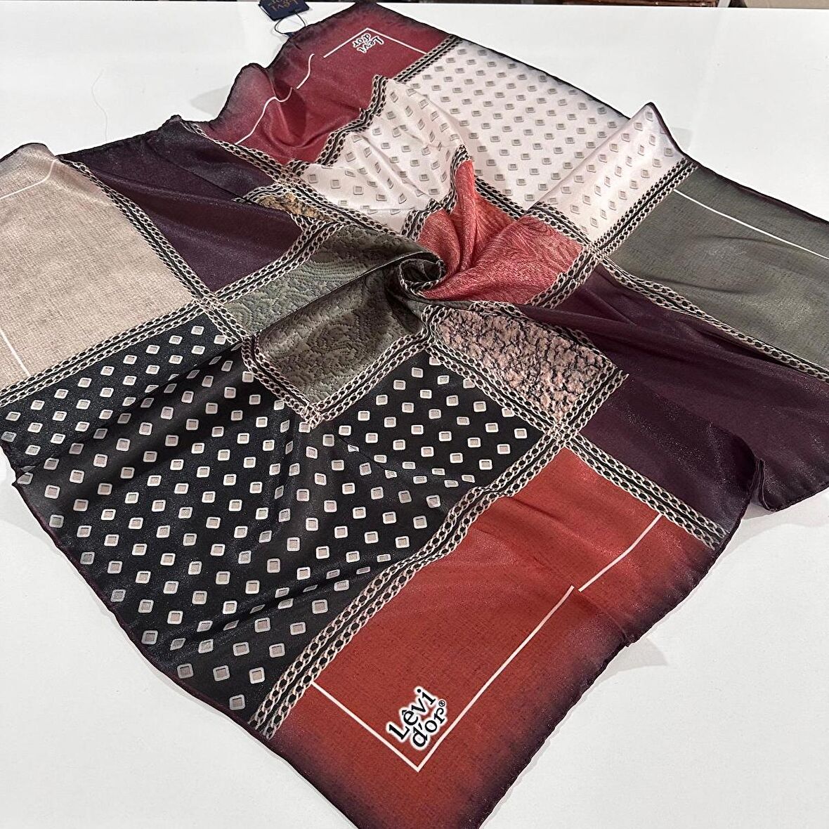 Levi'dor Soft Kristal Eşarp Yeni Sezon LTS0108