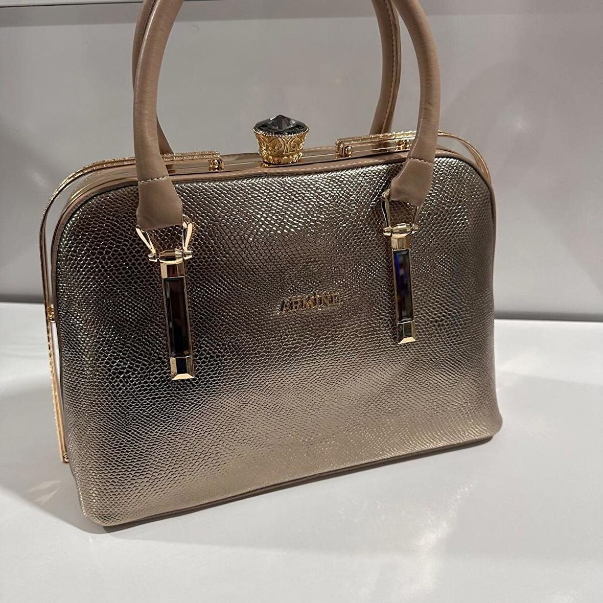 Armine Bayan Çanta Gold AR33904