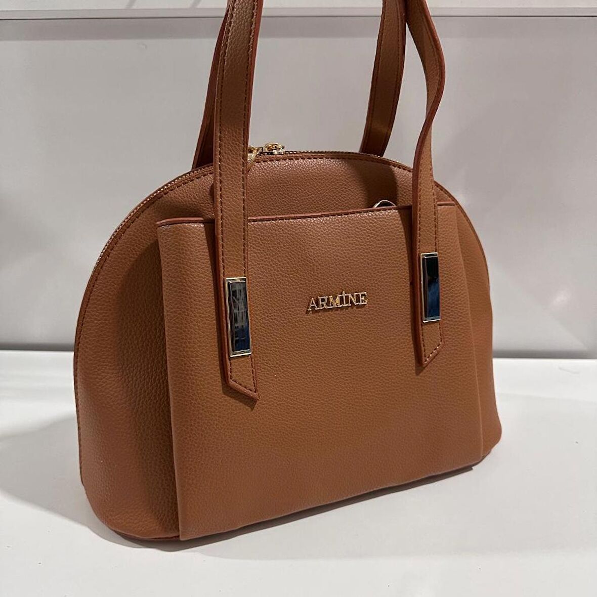 Armine Kadın Çanta Düz Taba AR34406